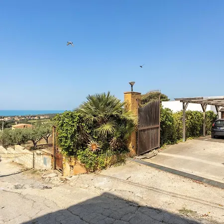 Villa Mare E Templi By Interhome